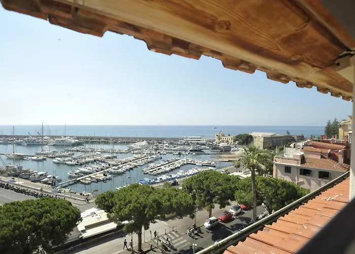 Maison Du Port Vieux شقة سانريمو