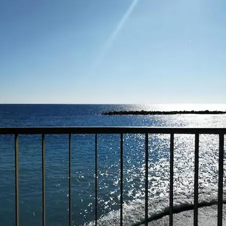 Maison Du Port Vieux * San Remo